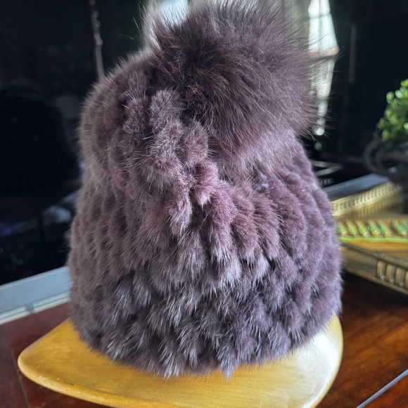 Pologeorgis Knitted Mink Hat with Fox Pom Pom - Picture 1 of 6